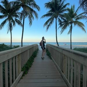 Meet your Posher, Ari